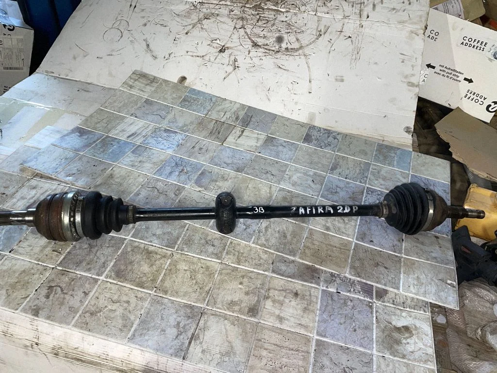 Front driveshaft – front right