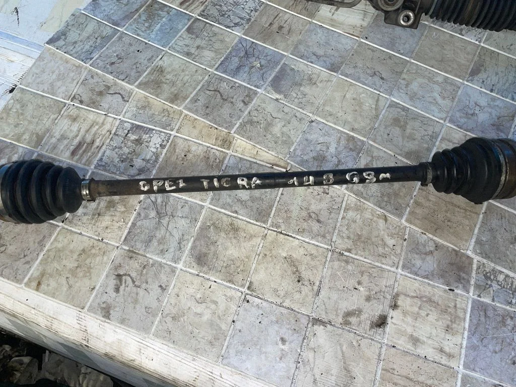 Front driveshaft – Opel Tigra A (1994-2000), front right