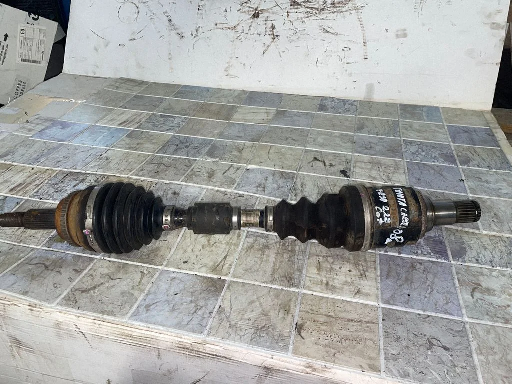 Front driveshaft – front left