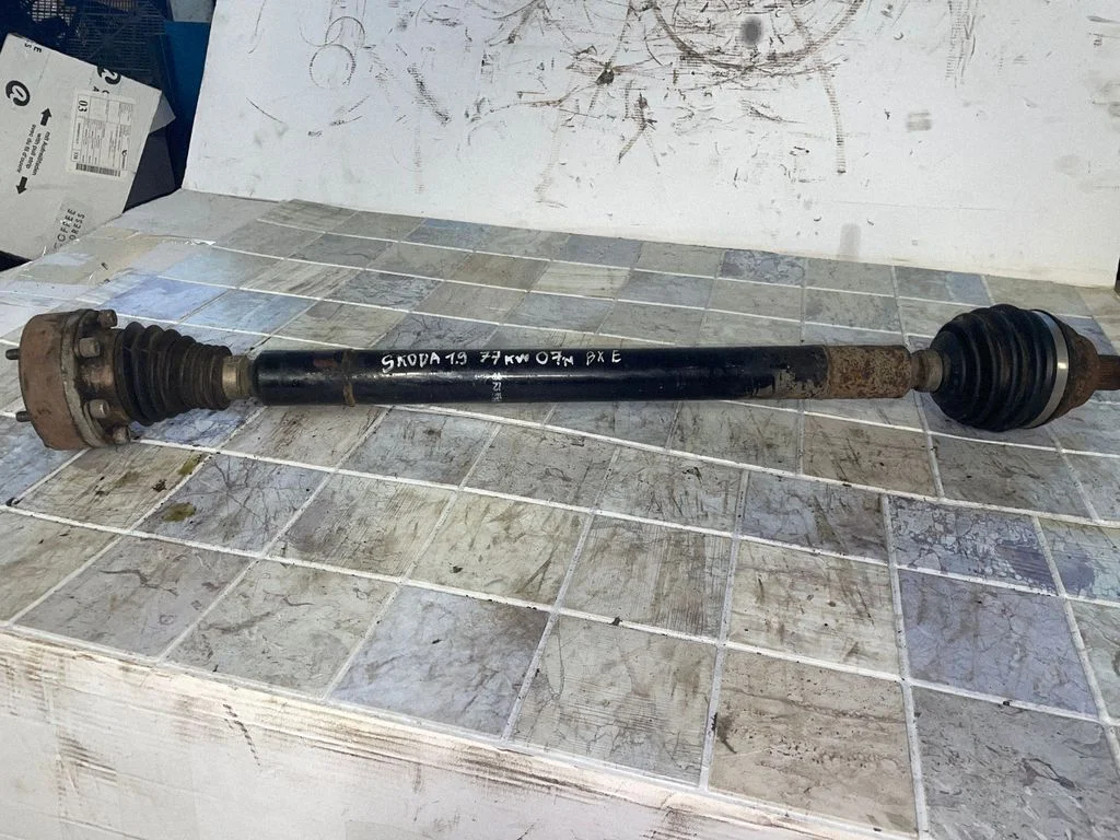 Front driveshaft – front right
