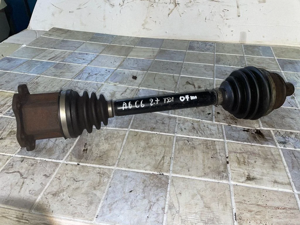 Front driveshaft – front left