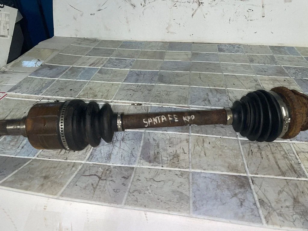 Front driveshaft – front left