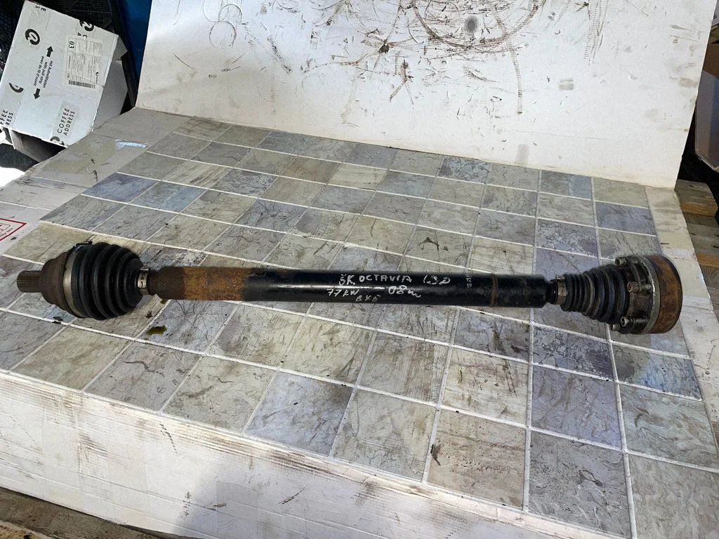 Front driveshaft – front right