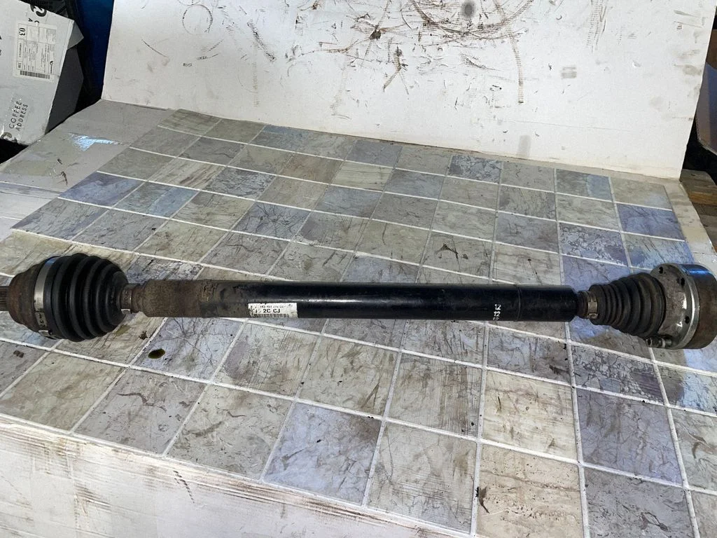 Front driveshaft 1K0407272CC