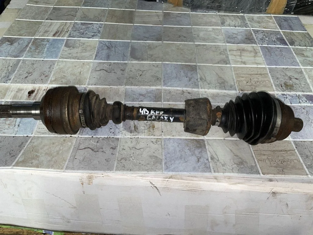 Front driveshaft – Ford Galaxy (2006-2015)