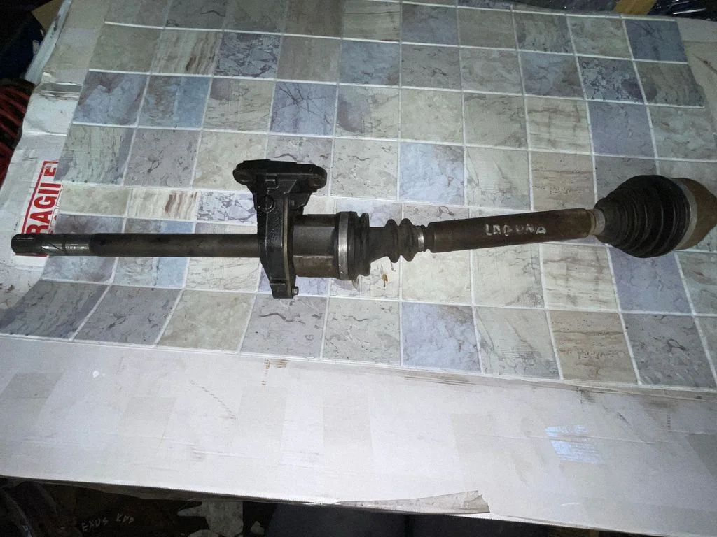 Front driveshaft – Renault Laguna I (1994-2000)