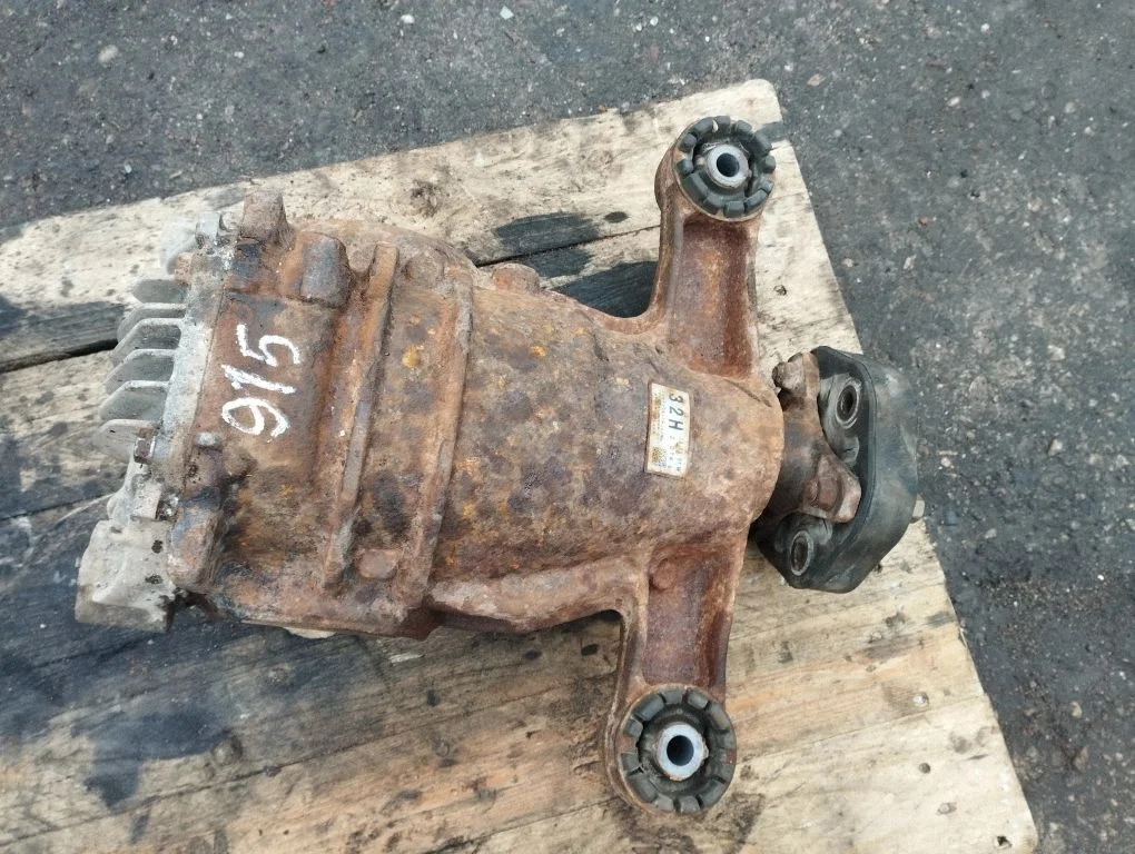 Rear differential – Lexus IS 220D-250-350 (2006-2013)