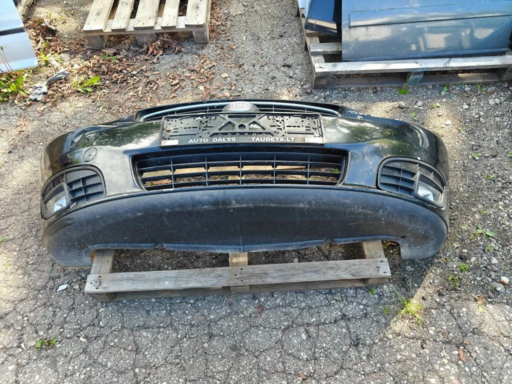 Front bumper 735445876
