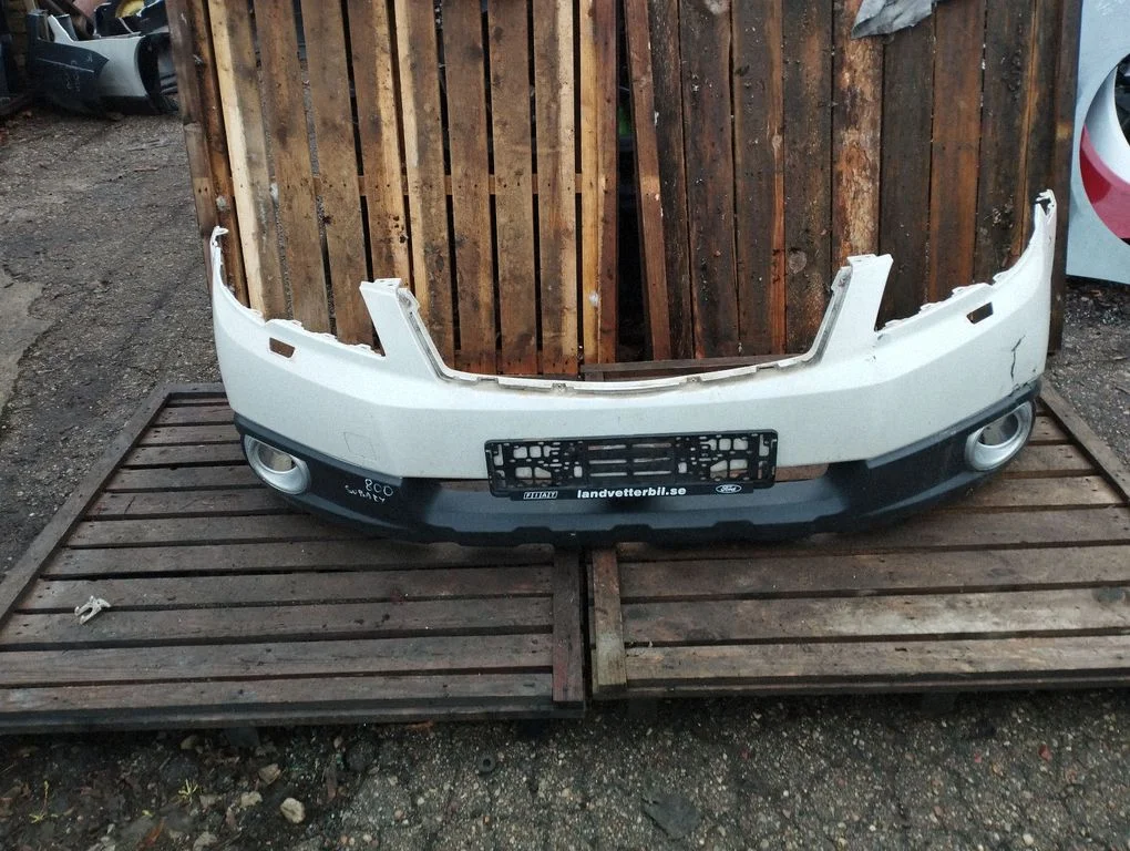 Front bumper 57704AJ050