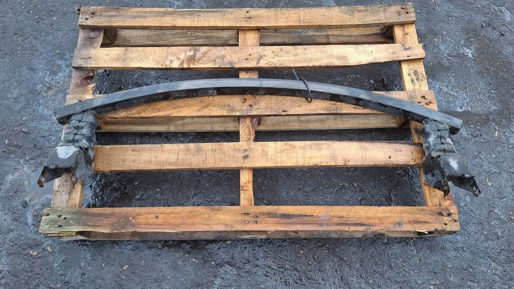 Front bumper cross member