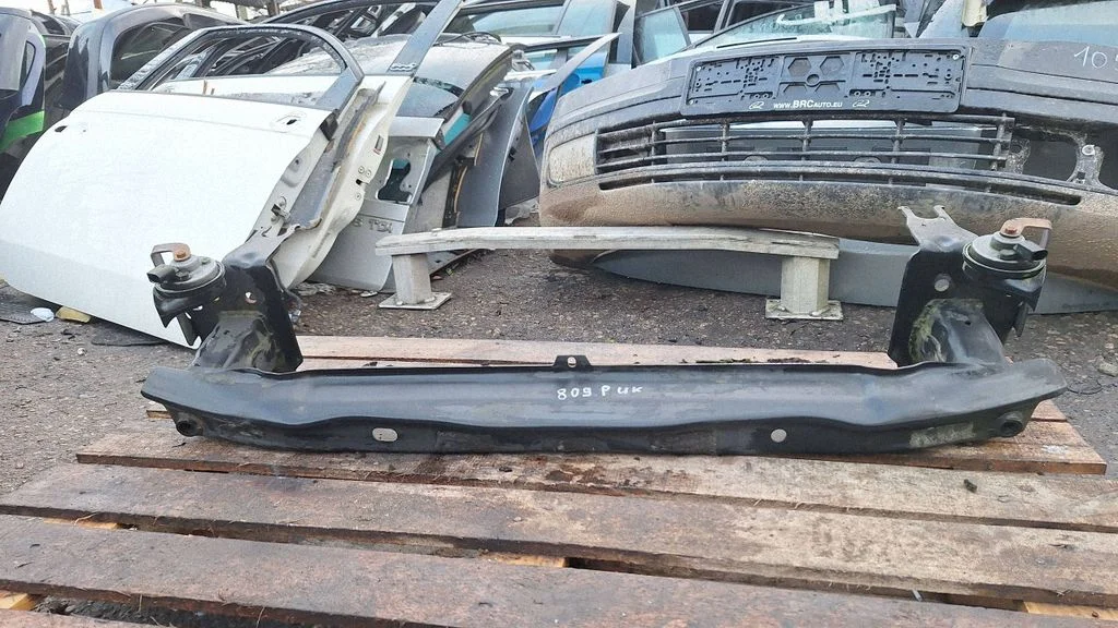 Esistange põikitala 7L0807109E