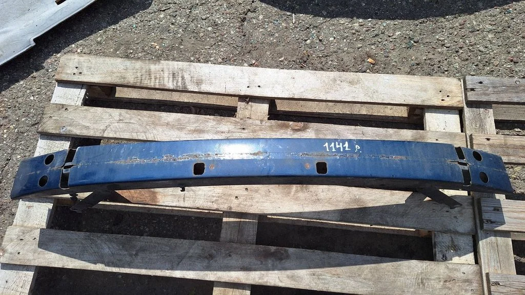 Front bumper cross member