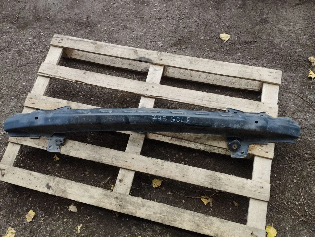 Front bumper cross member