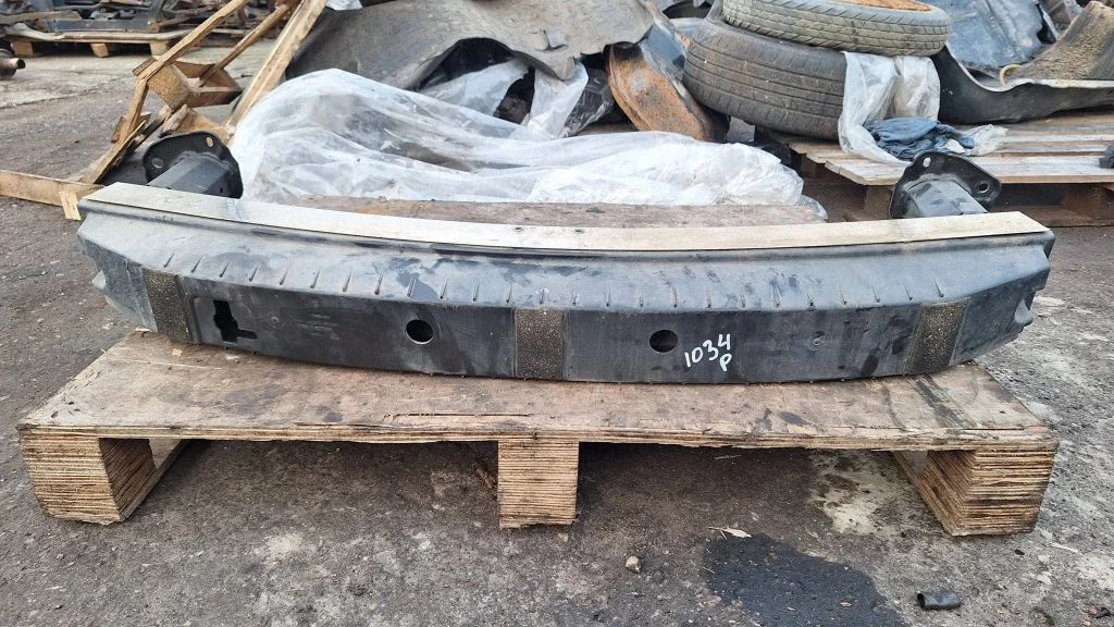 Front bumper cross member 62090