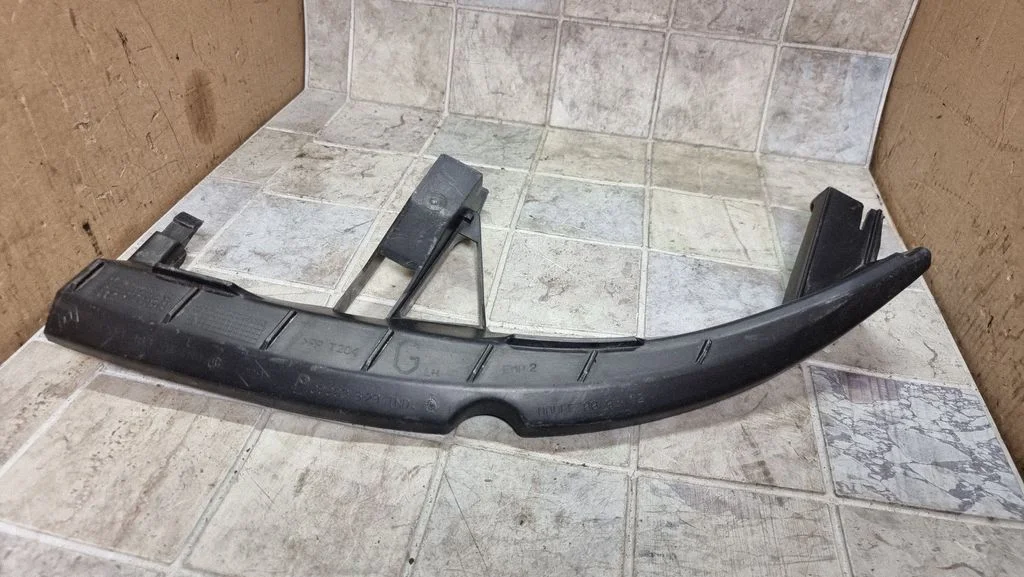 Front bumper mounting bracket – Renault Scenic II -  Grand scenic II (2003-2006)