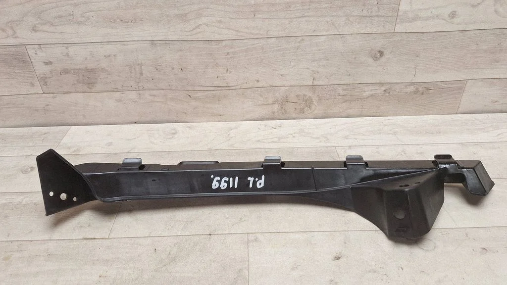 Front bumper mounting bracket 71146SJD0000