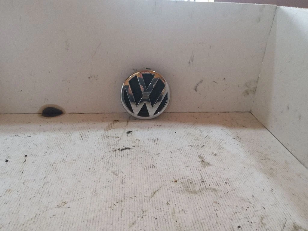 Tootja embleem (logo) – Volkswagen Passat B5.5 (2001-2005)