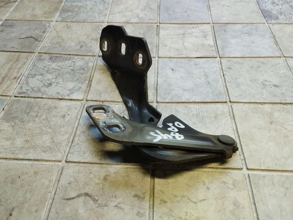 Mootorikapoti hinged – Ford Mondeo MK IV (2007-2014)