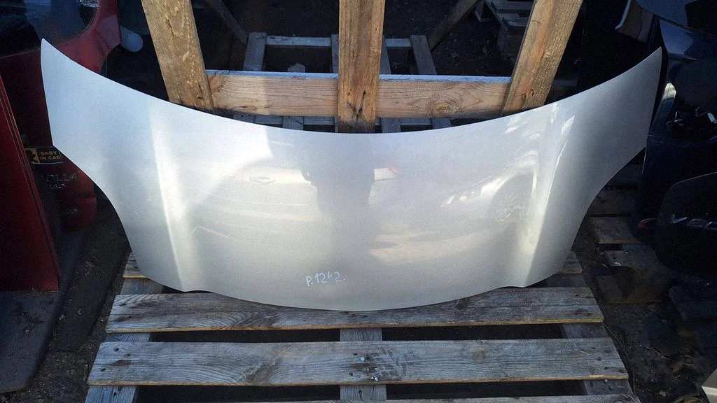 Engine bonnet/hood
