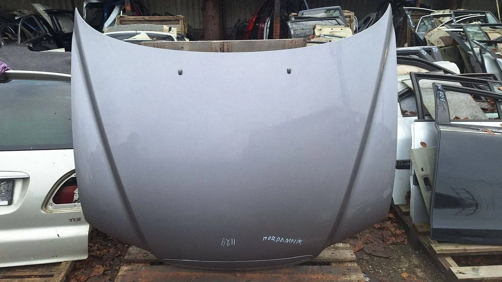 Engine bonnet/hood
