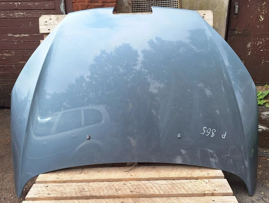 Engine bonnet/hood – front