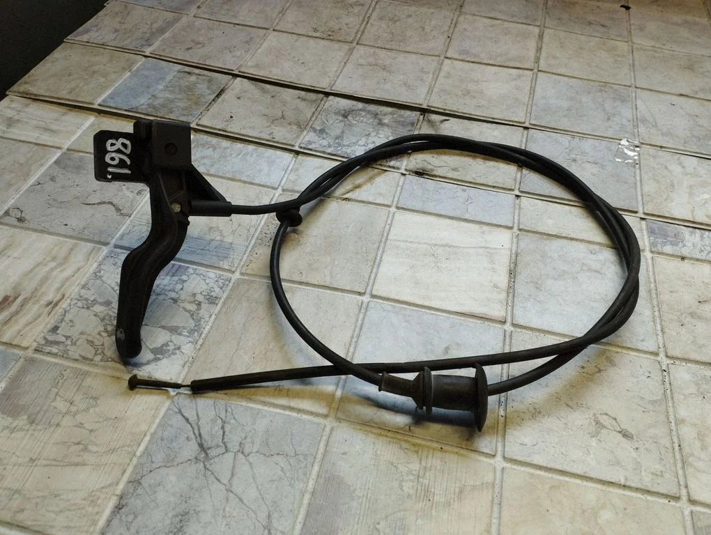 Engine bonnet/hood lock release cable – Opel Zafira A (1999-2005)