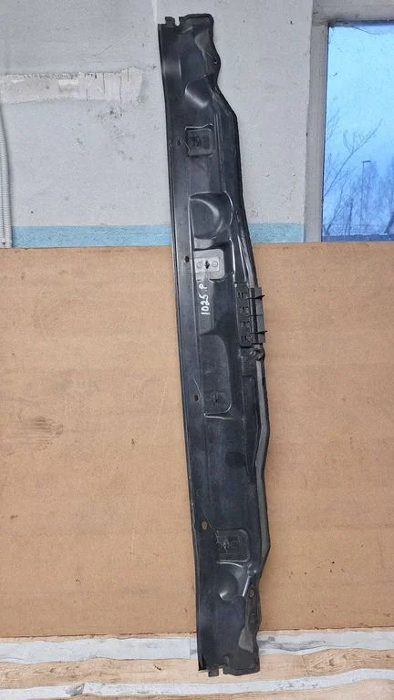 Wiper trim EBM51A01628B