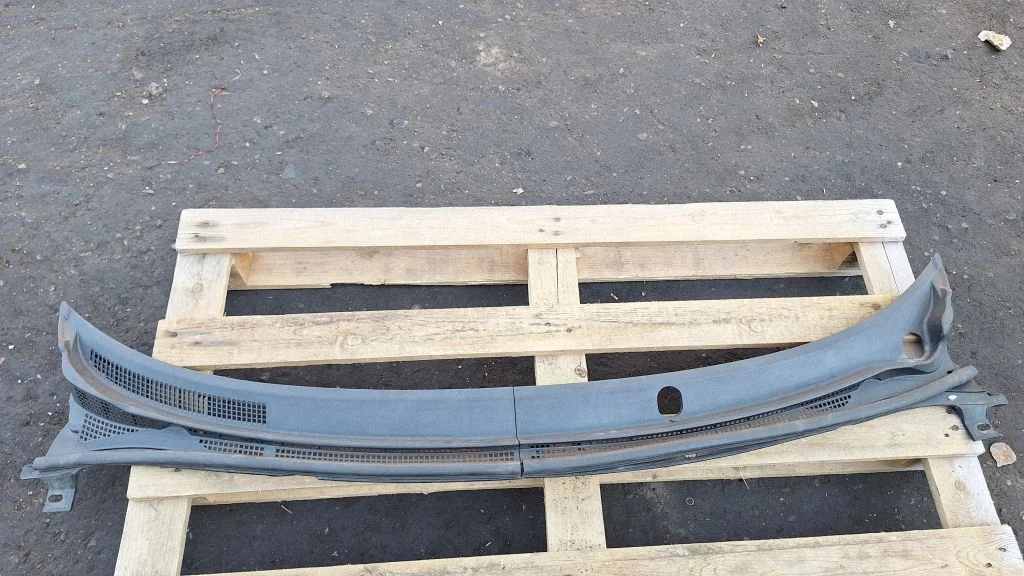 Wiper trim 3M71A01416BF