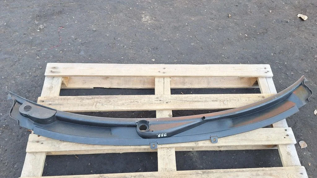 Wiper trim 4F1819403