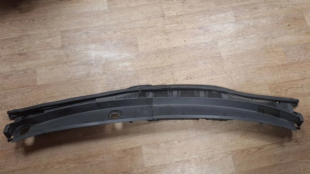 Wiper trim CC29507P1