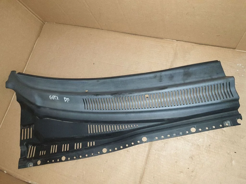Wiper trim 861601C000