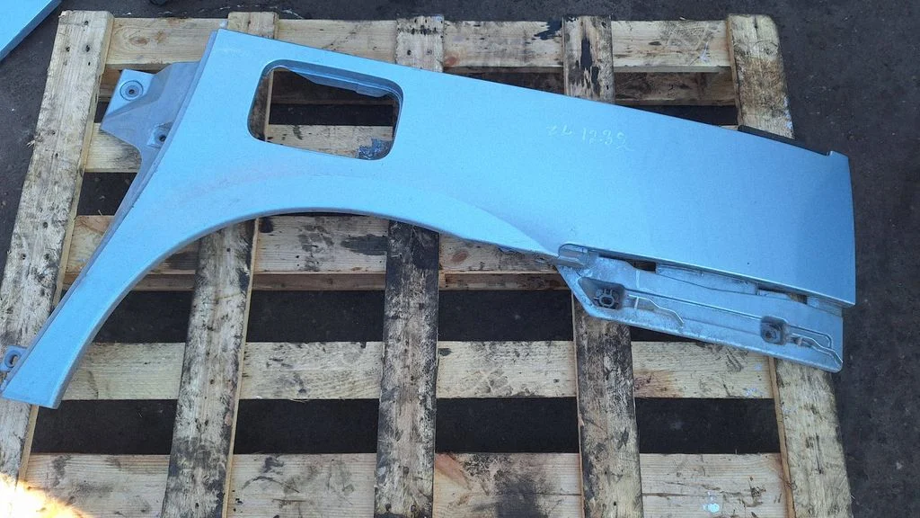 Fender – rear left