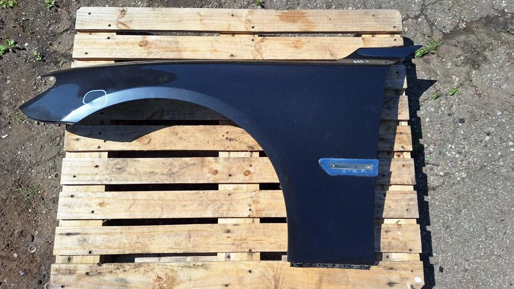 Fender – BMW 7 Series F01 F02 F03 F04 (2008-2016)