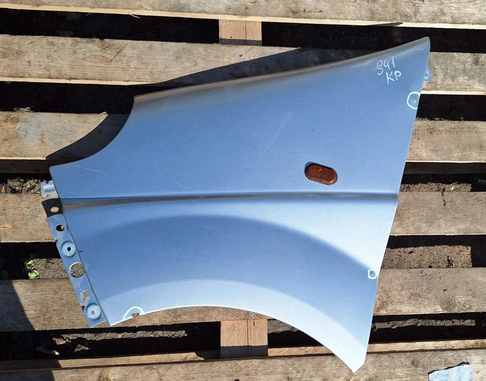 Fender – Opel Vivaro (2001-2014)