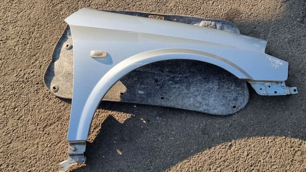 Fender – Nissan Primera (2002-2007)