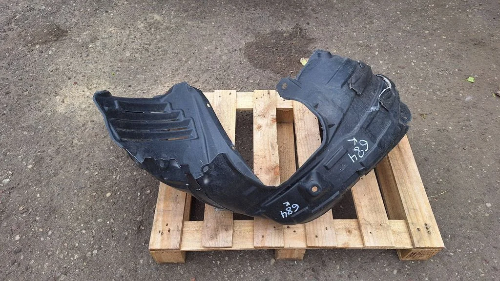 Front wheel arch liner splash guards – front left