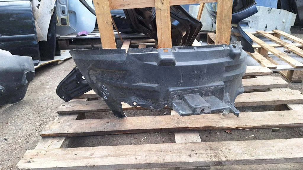 Esimene rattakoopa katteliist / porikaitse 63840EQ000
