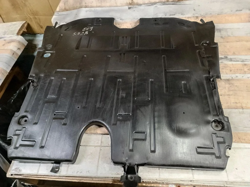 Engine splash shield/under tray 12788541