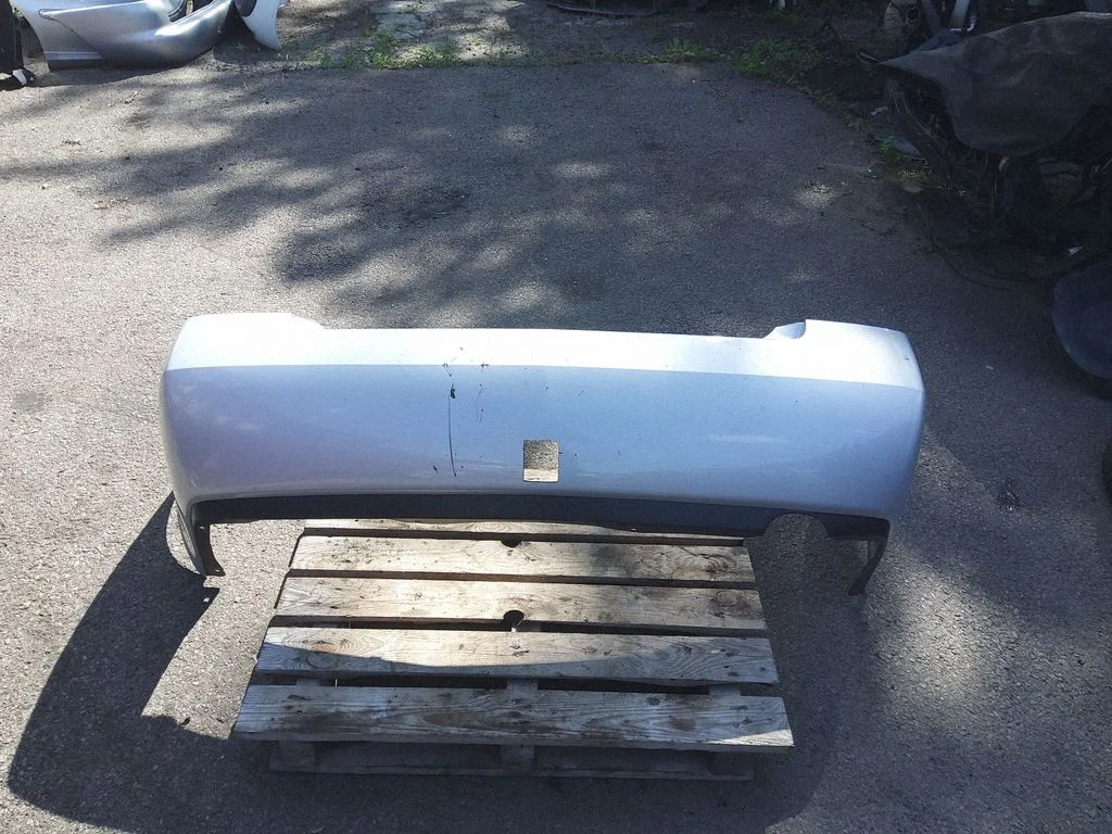 Aizmugurējais bufers 85022AU340