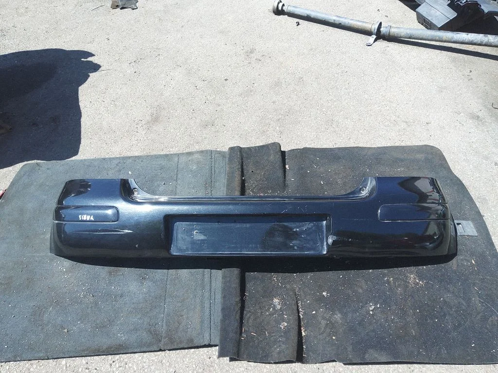Rear bumper – Toyota Yaris Verso (1999-2005)