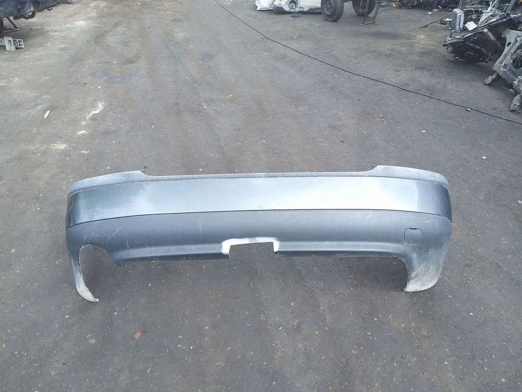 Rear bumper 9484004