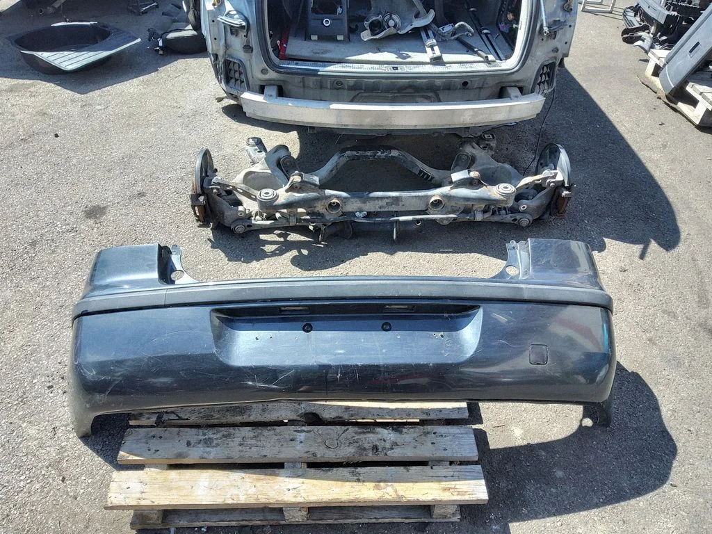Rear bumper – Renault Laguna II (2001-2007)