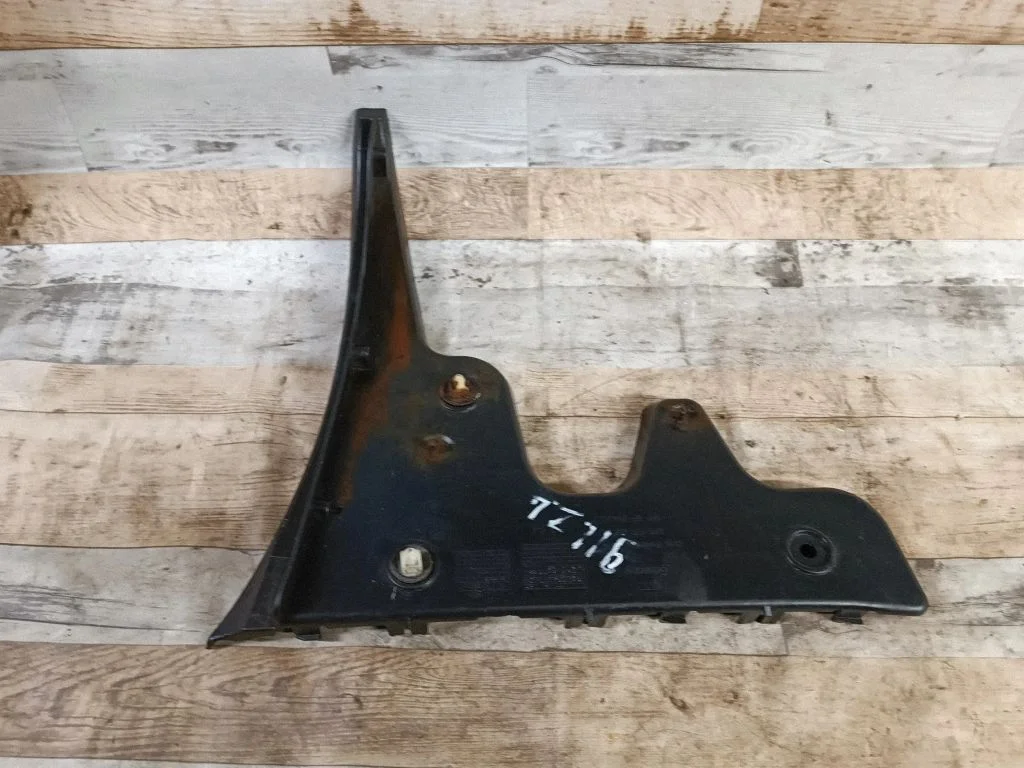 Rear bumper mounting bracket 4F5807453