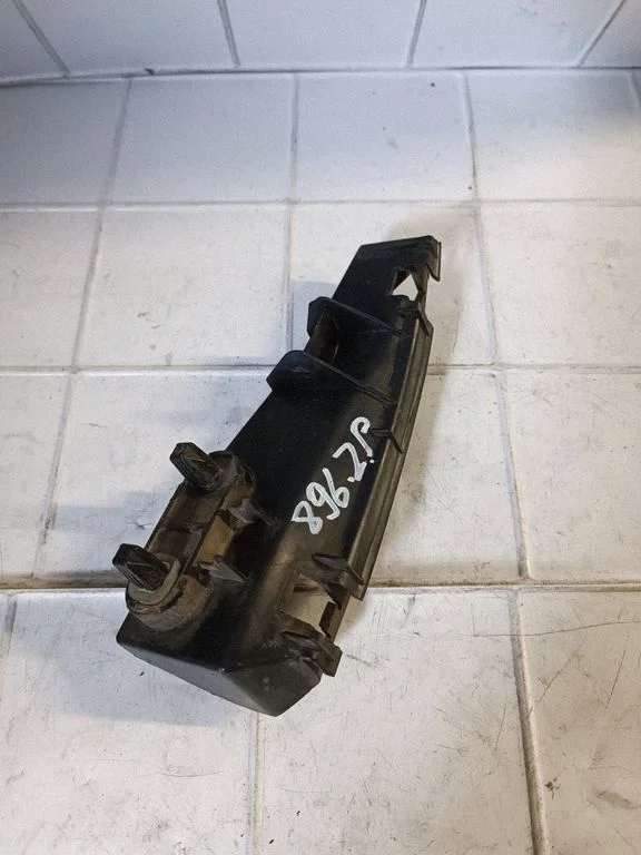 Rear bumper mounting bracket 52562