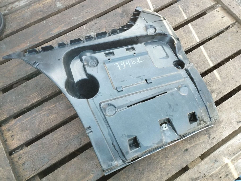 Rear bumper mounting bracket 51127183885