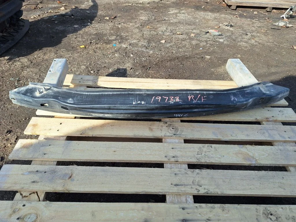 Rear bumper cross member 8T0807331A
