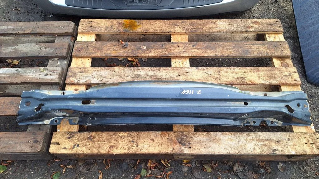 Rear bumper cross member