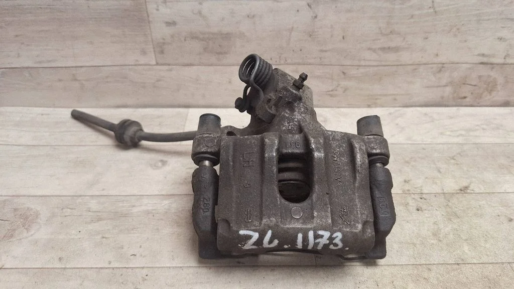 Rear brake caliper – rear left