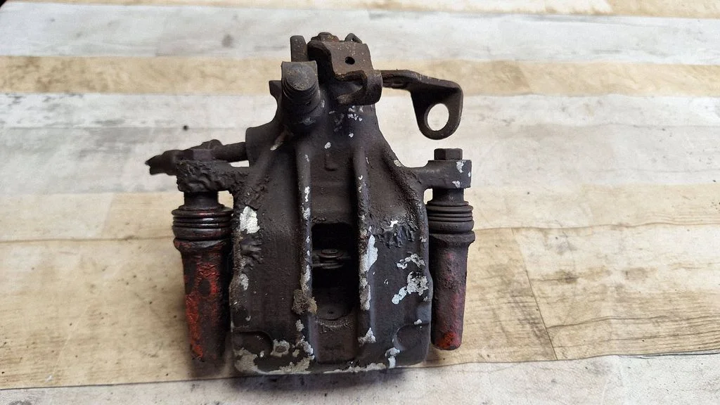 Rear brake caliper – Ford Galaxy (2000-2006)