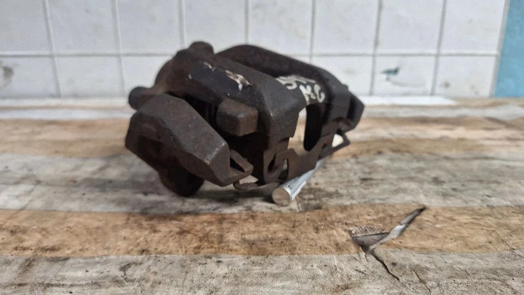 Rear brake caliper – Mercedes-Benz R-Class W251 (2005-2013)
